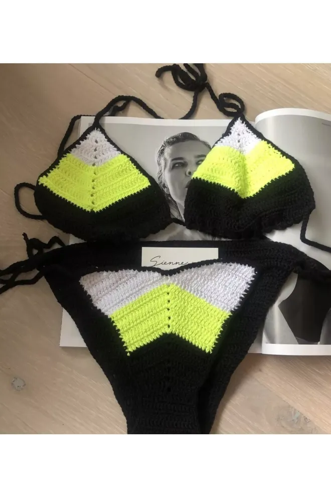 Sexy háčkované  tříbarevné neon bikiny